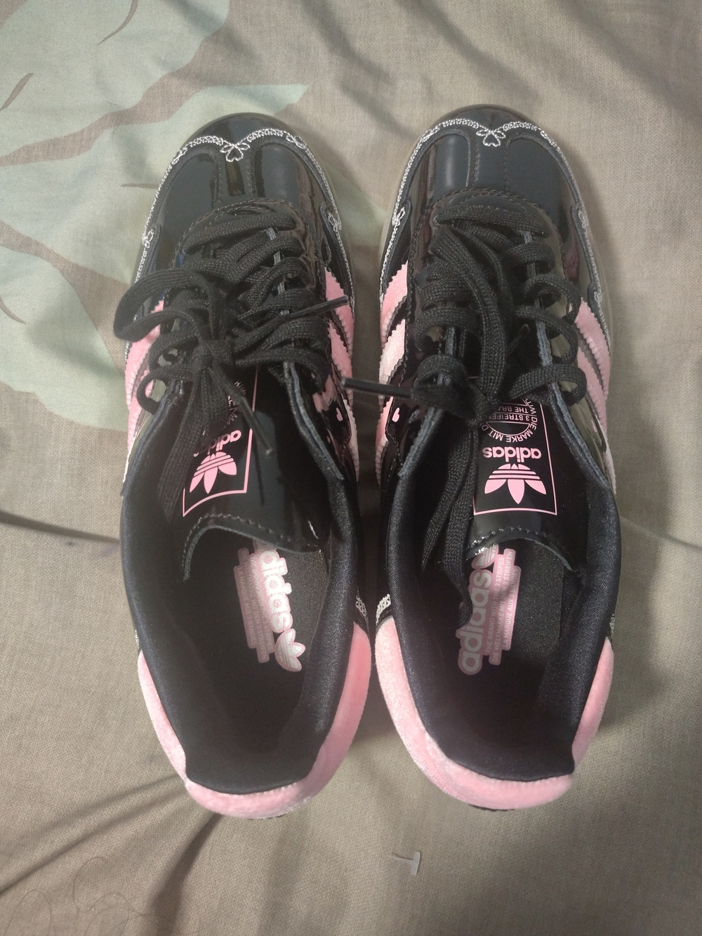 adidas Kids Black and Pink Low-Top Sneakers
